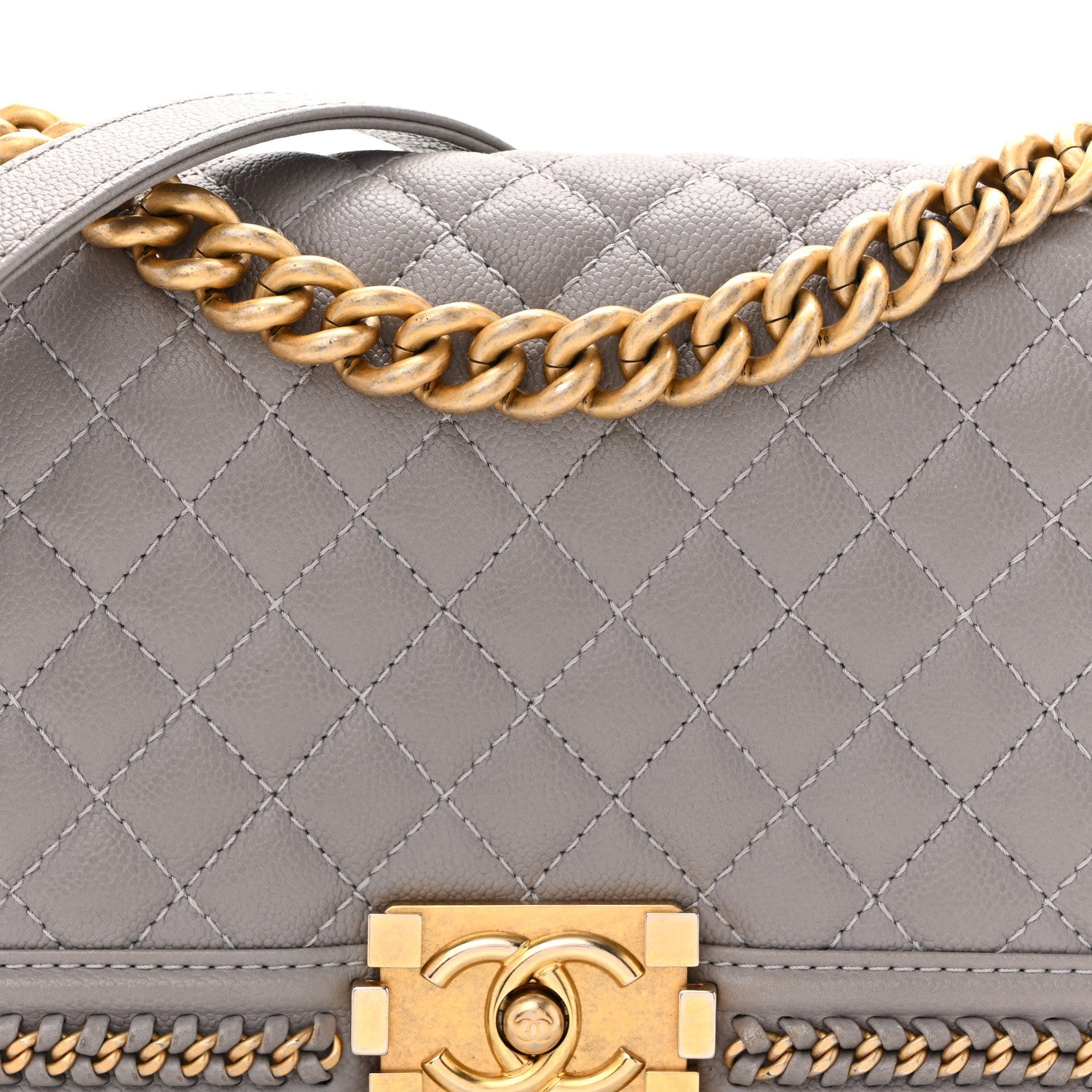 Caviar Quilted Chain Around Medium Boy Flap Grey