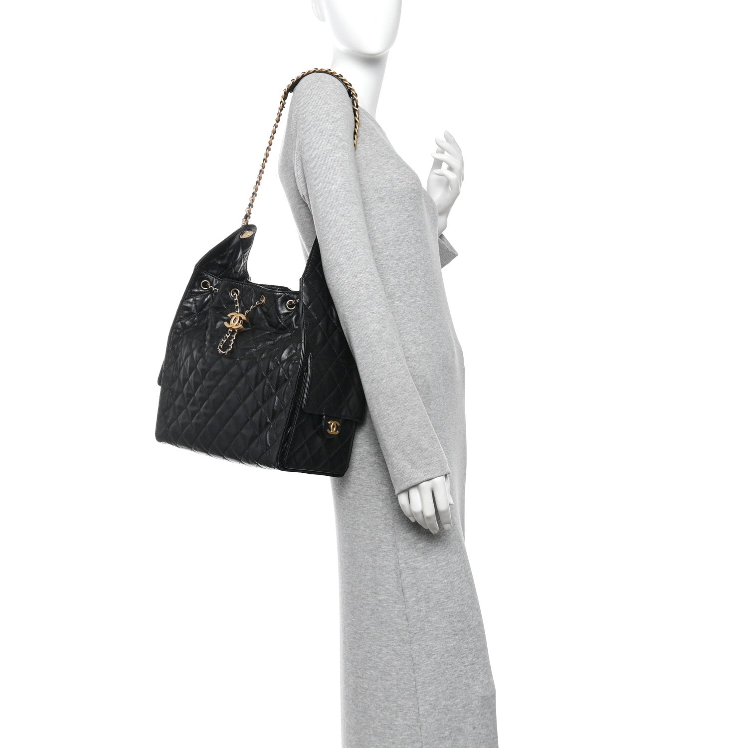 Shiny Crumpled Calfskin Quilted Medium Chanel 25 Handbag Black