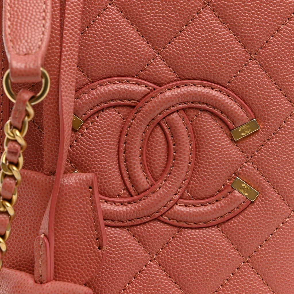 Caviar Quilted CC North South Filigree Vanity Case Pink