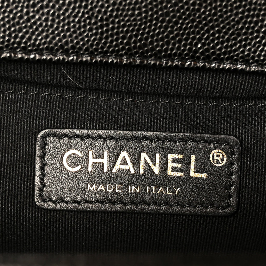 Caviar Quilted Medium Boy Flap Black
