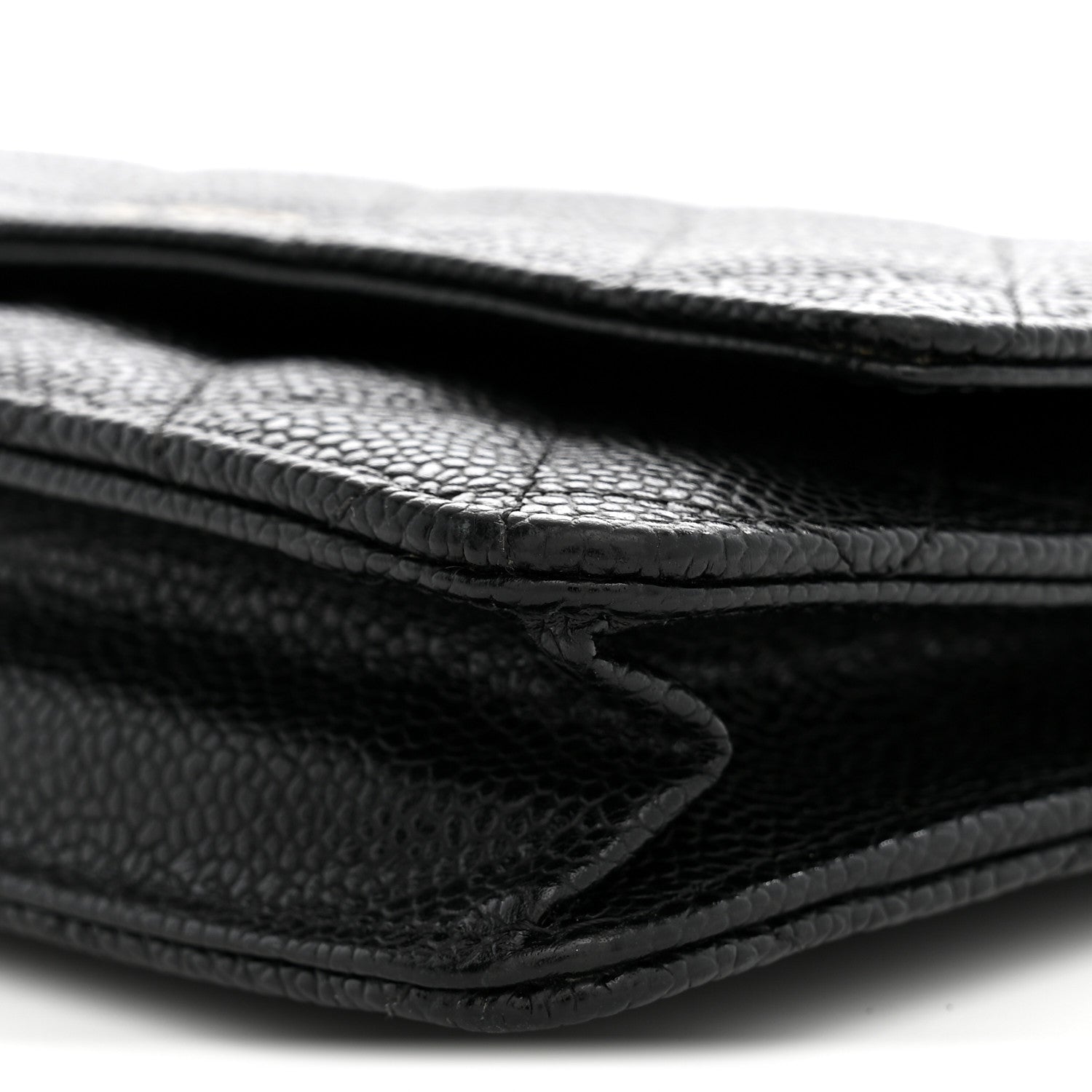 Caviar Quilted Wallet on Chain WOC Black