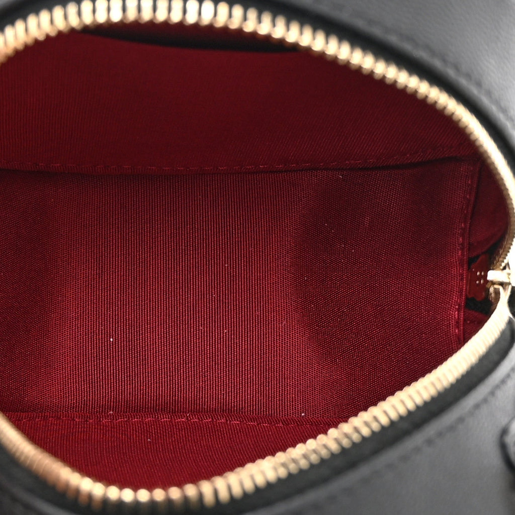 Shiny Goatskin Quilted Chanel 19 Round Clutch With Chain Black