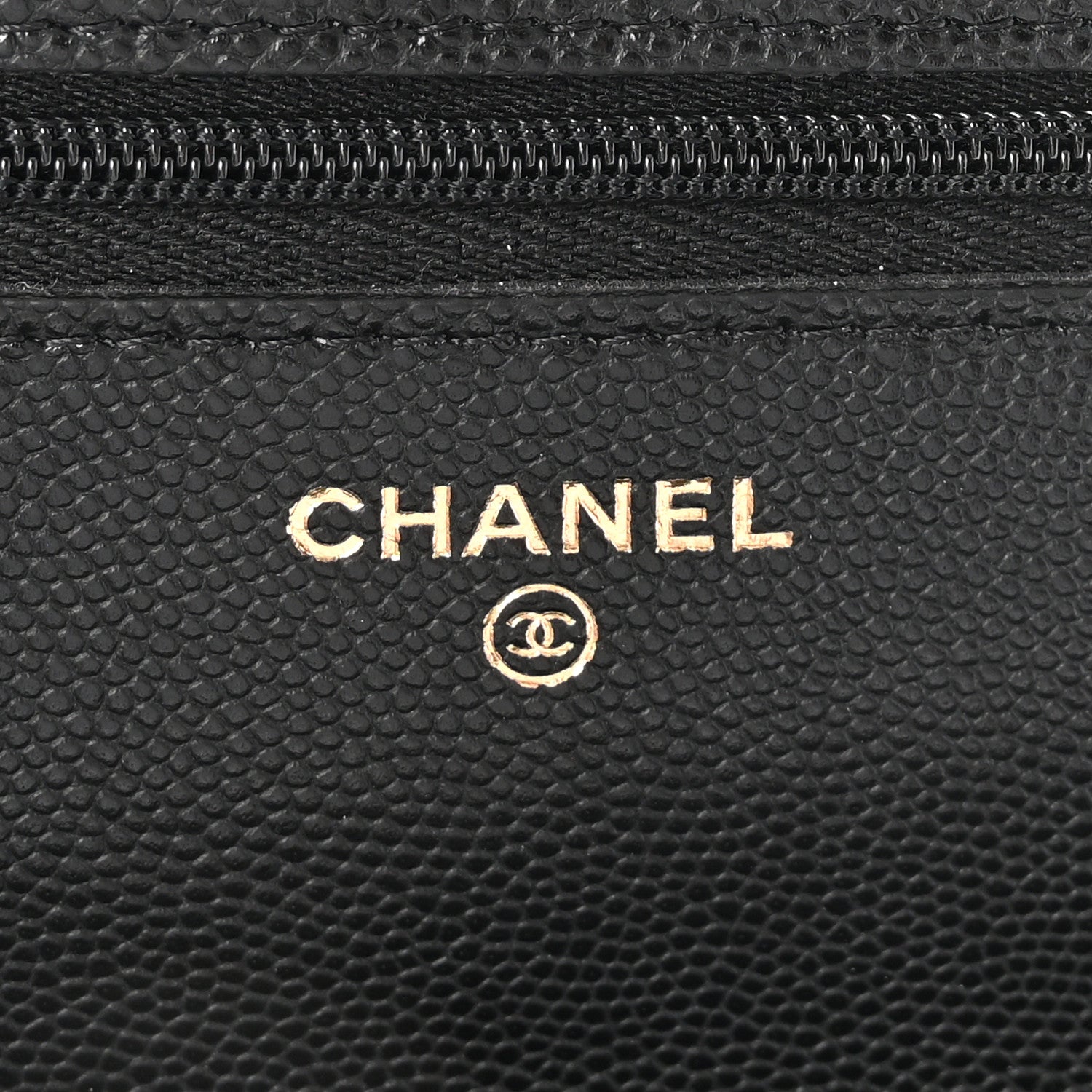 Caviar Quilted Medallion Wallet on Chain WOC Black