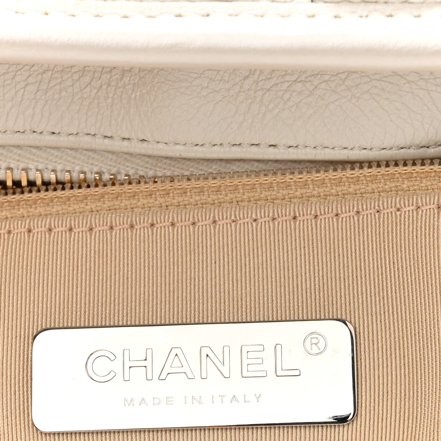 Aged Calfskin Chevron Quilted Medium Gabrielle Hobo White