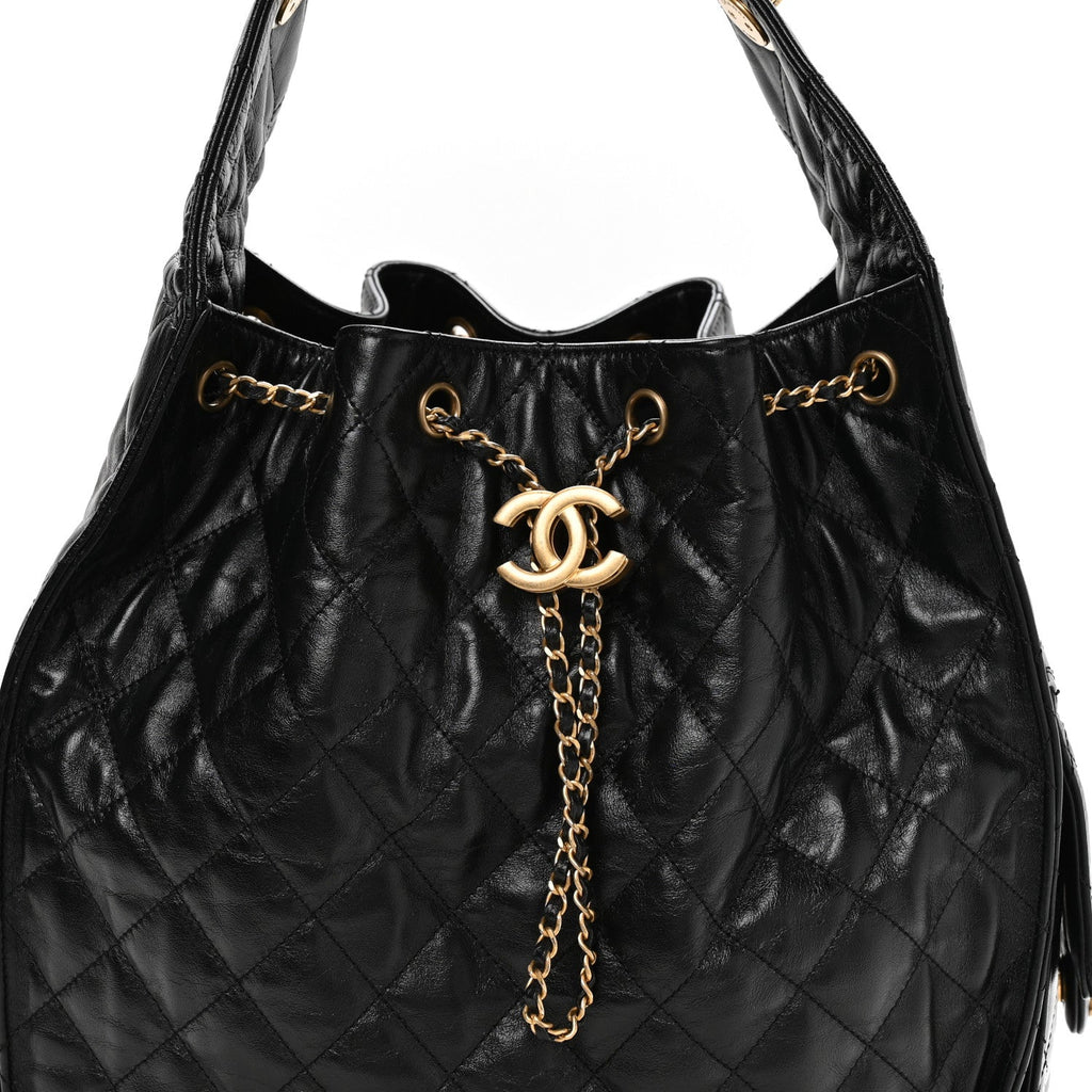Shiny Crumpled Calfskin Quilted Medium Chanel 25 Handbag Black