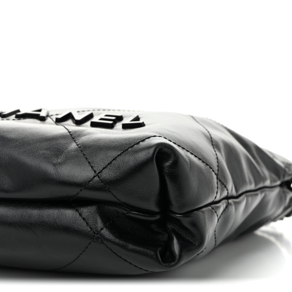 Shiny Calfskin Quilted Mini Chanel 22 So Black