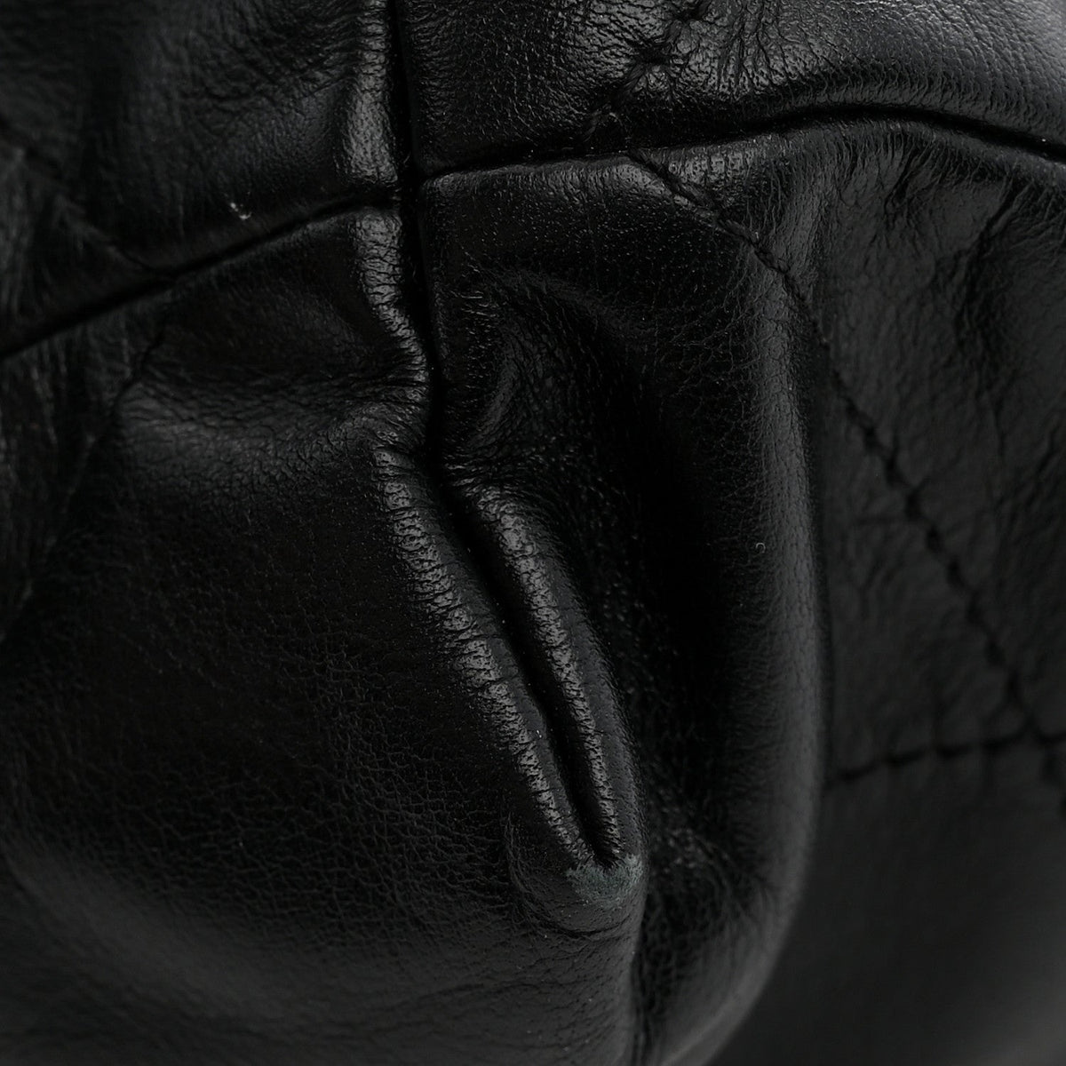Shiny Calfskin Quilted Small Chanel 22 Black