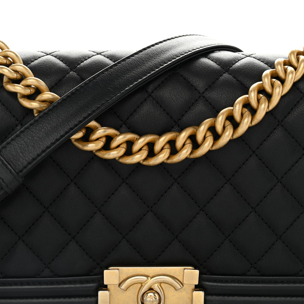Calfskin Quilted Medium Boy Flap Black