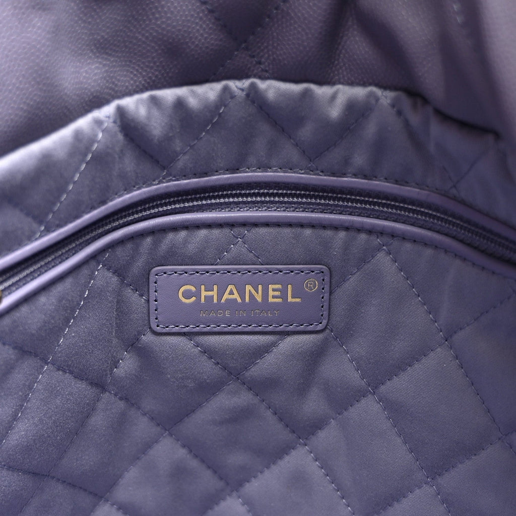 Shiny Caviar Quilted Monochrome Small Chanel 22 Light Purple