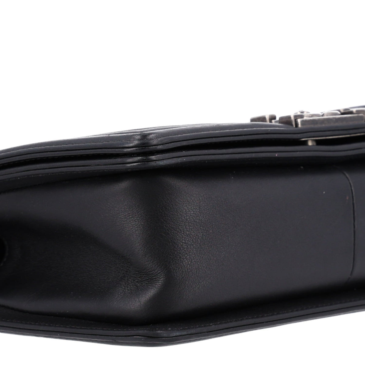 Lambskin Chevron Quilted Medium Boy Flap Black