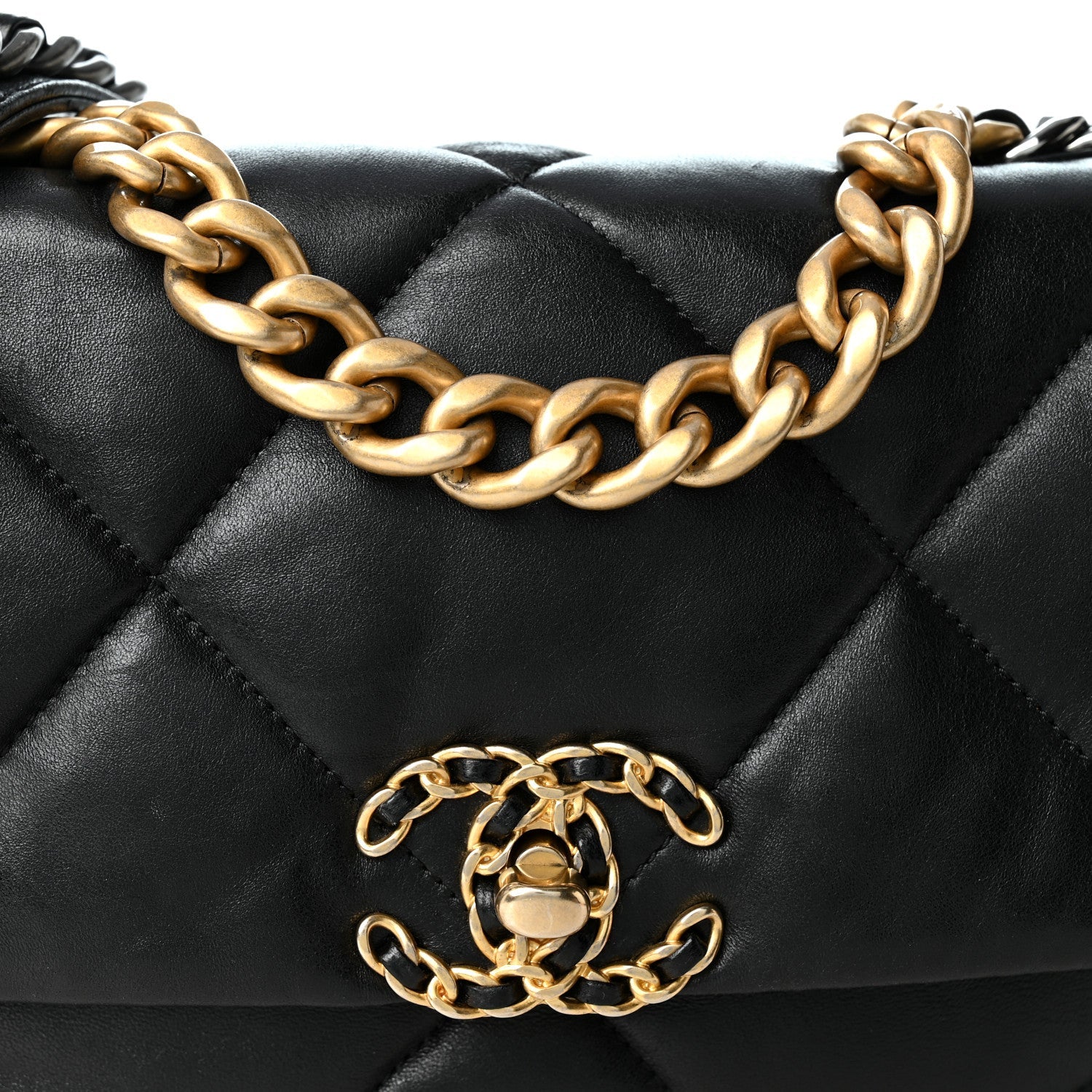 Lambskin Quilted Medium Chanel 19 Flap Black