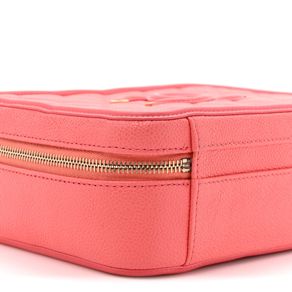 Caviar Quilted Medium CC Filigree Vanity Case Coral