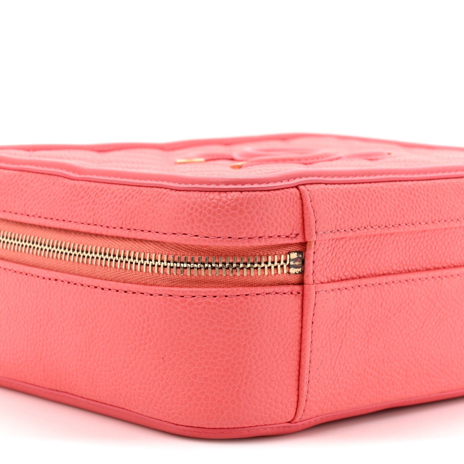 Caviar Quilted Medium CC Filigree Vanity Case Coral