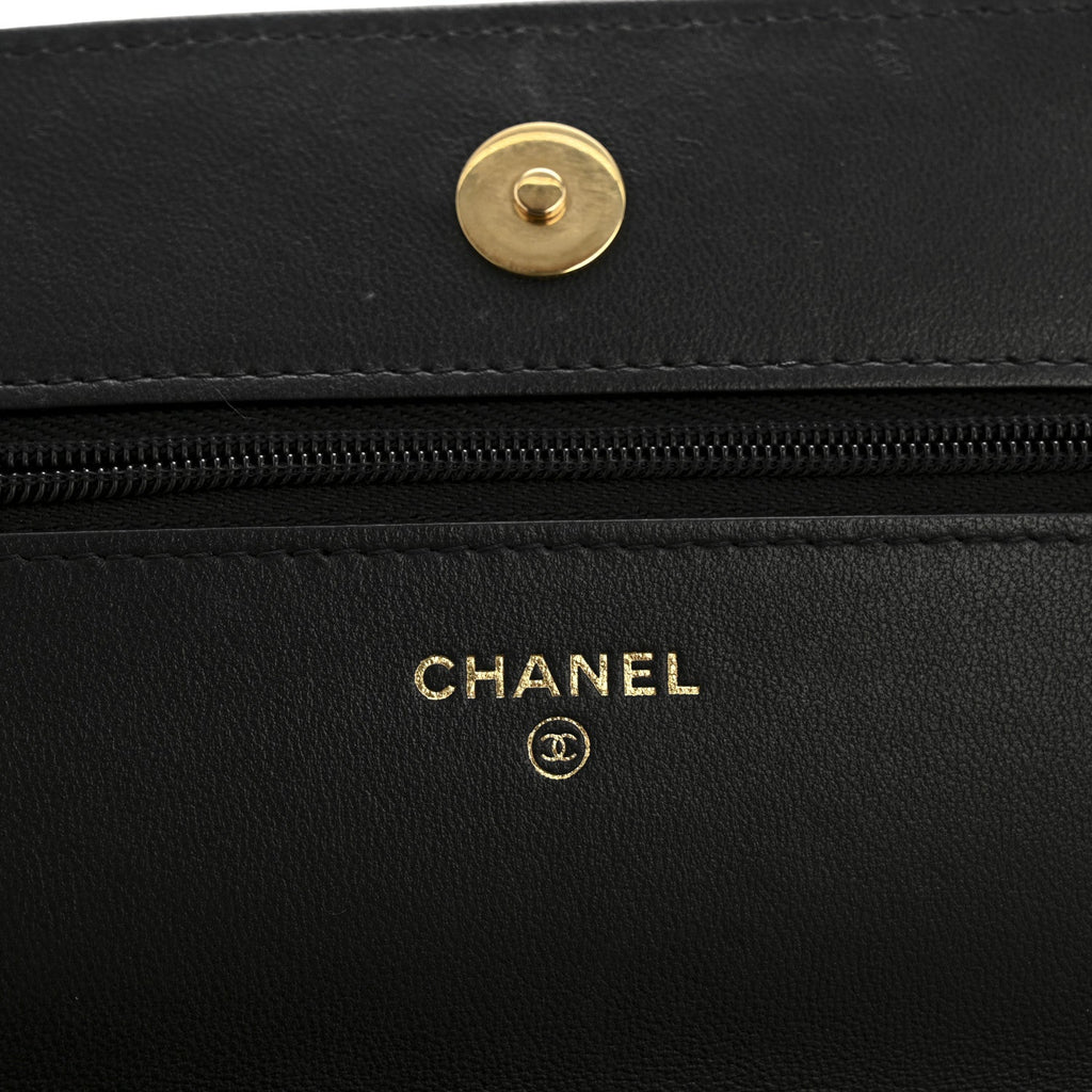 Lambskin Quilted Wallet On Chain WOC Black