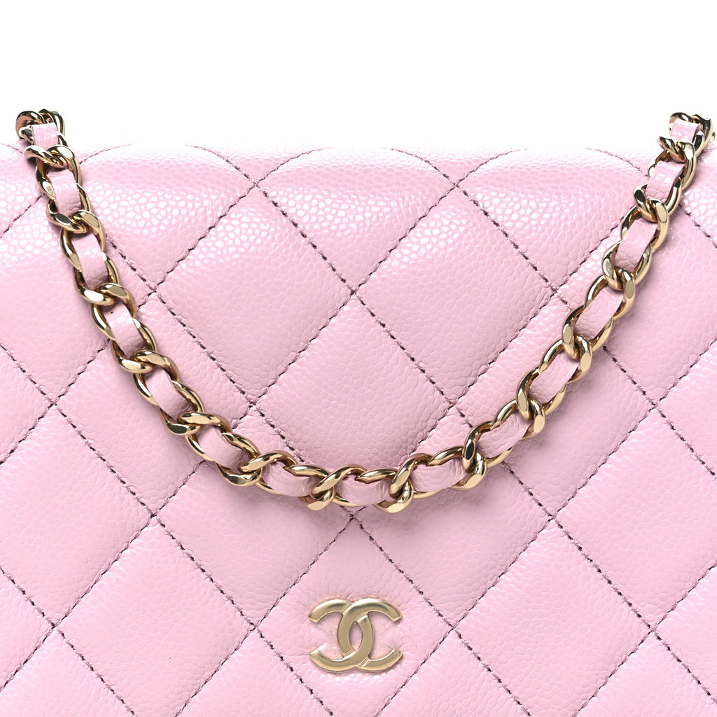 Caviar Quilted Wallet on Chain WOC Light Pink