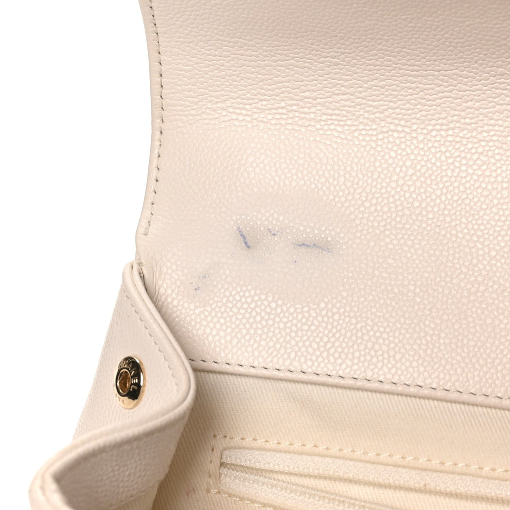 Caviar Quilted Medium Business Affinity Flap White
