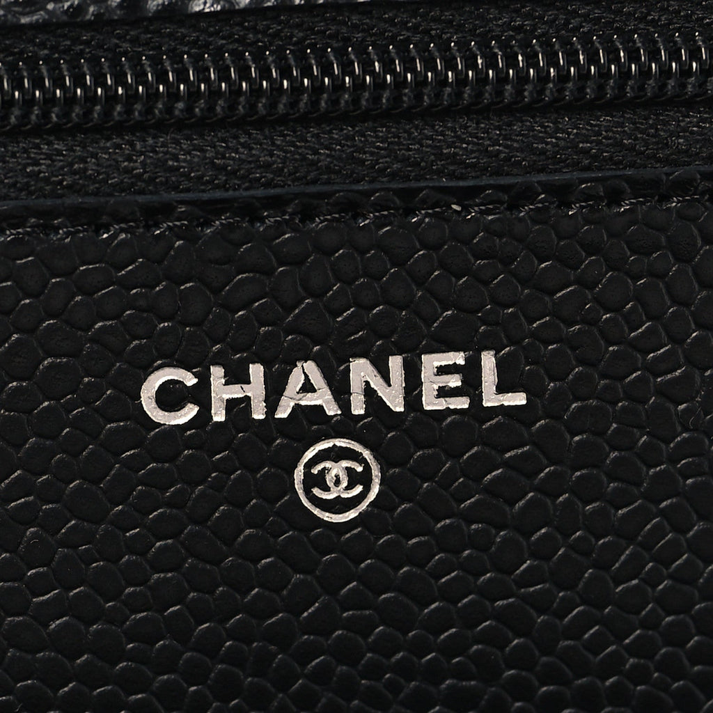 Caviar Quilted CC Turnlock Wallet On Chain WOC Black