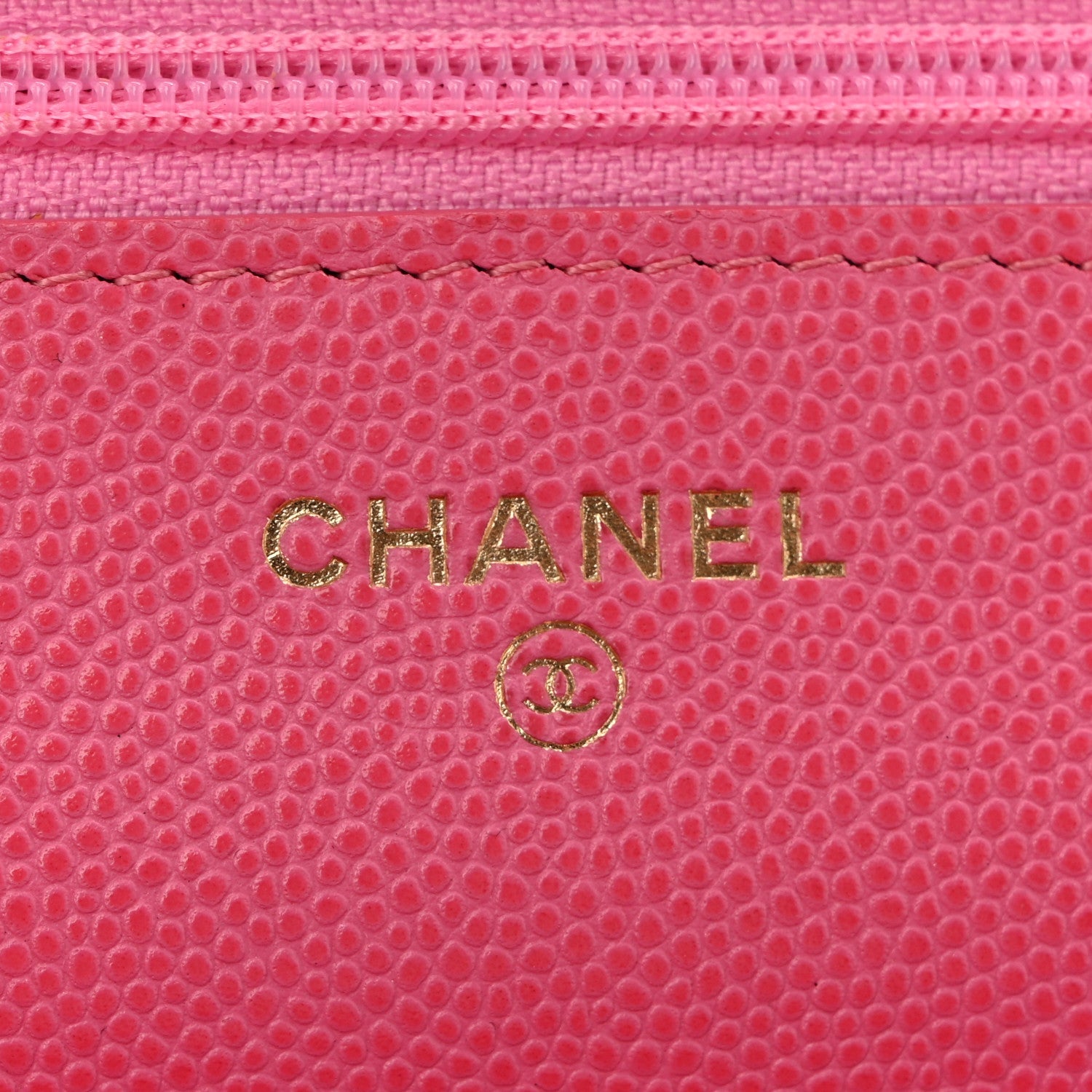 Caviar Quilted Wallet on Chain WOC Pink