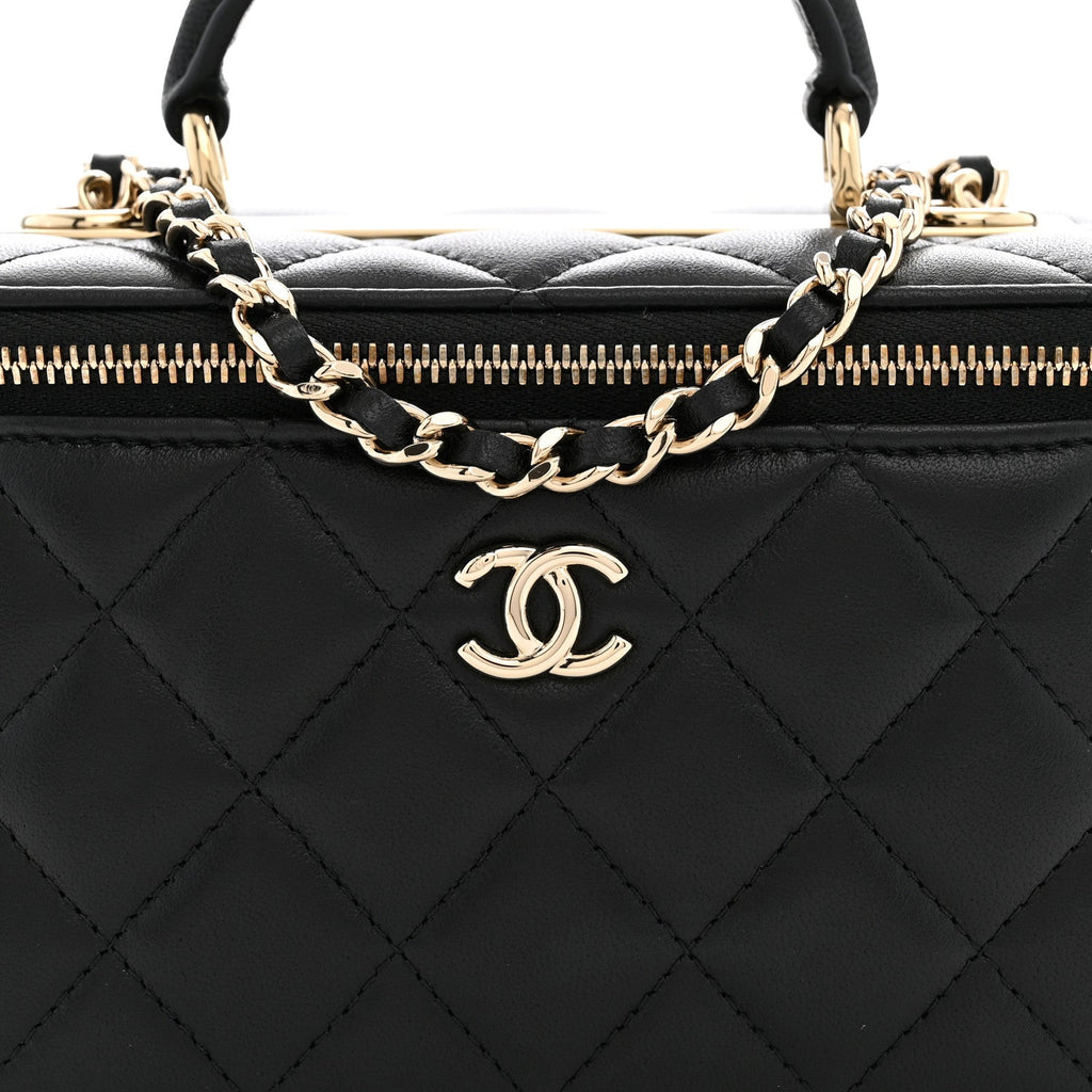 Lambskin Quilted Trendy Small Top Handle Vanity Case With Chain Black