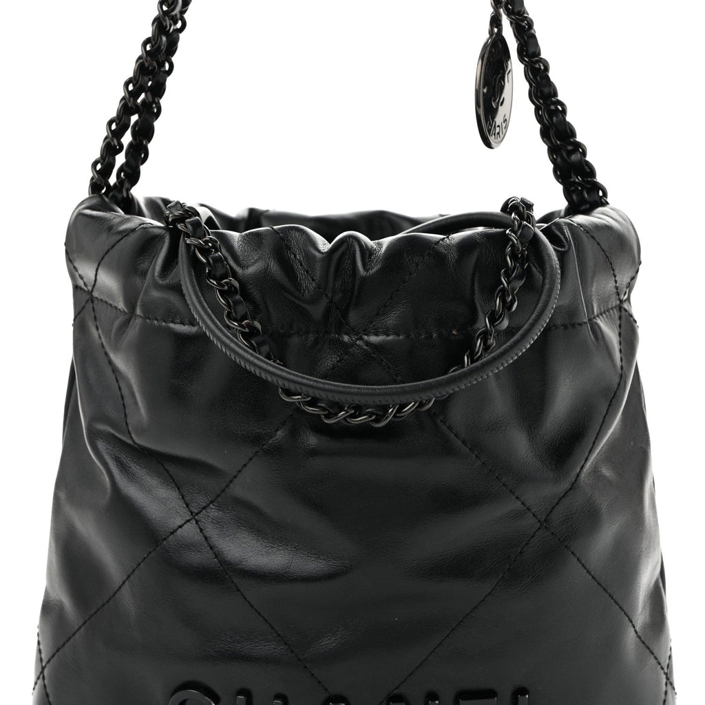 Shiny Calfskin Quilted Mini Chanel 22 So Black
