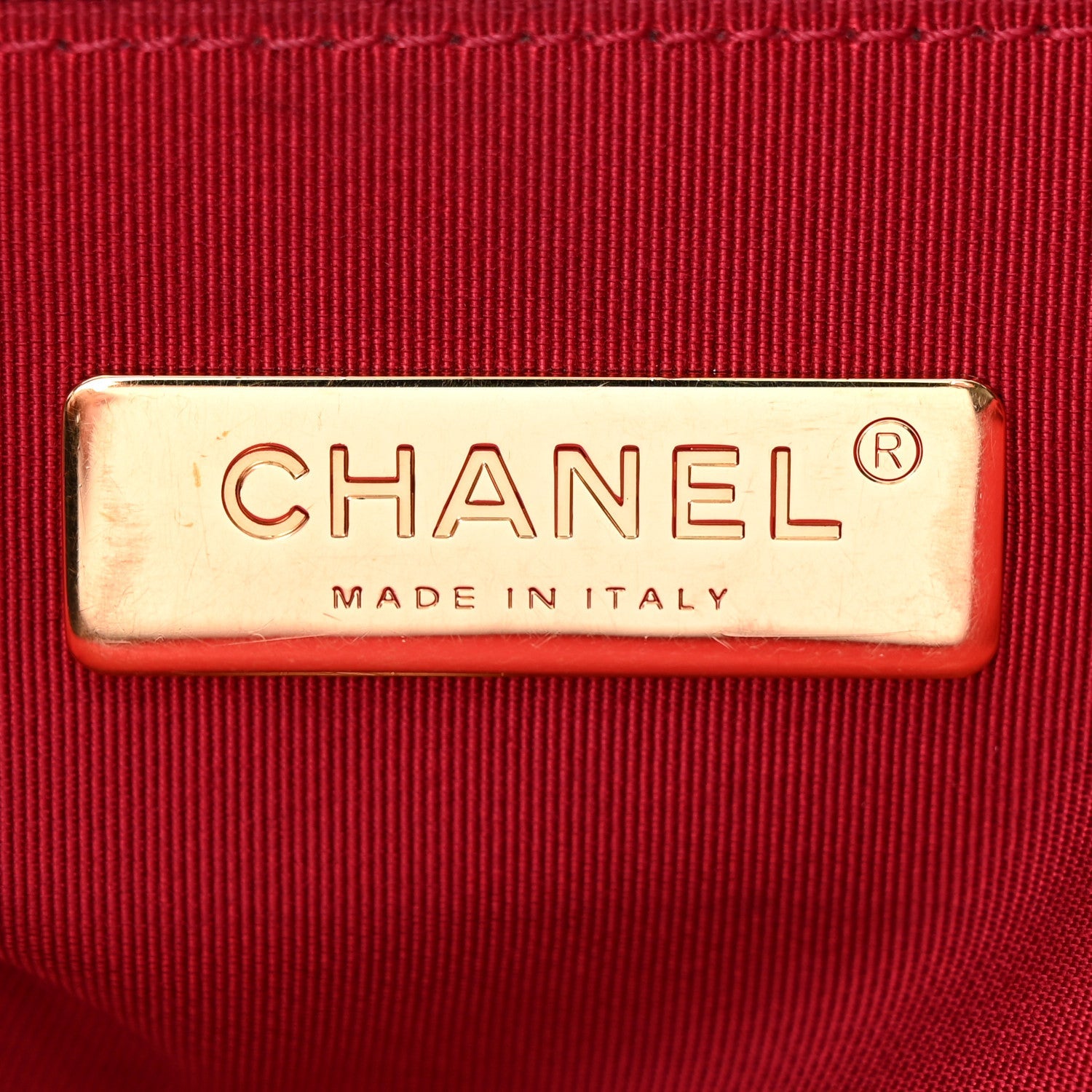 Lambskin Quilted Maxi Chanel 19 Flap Black