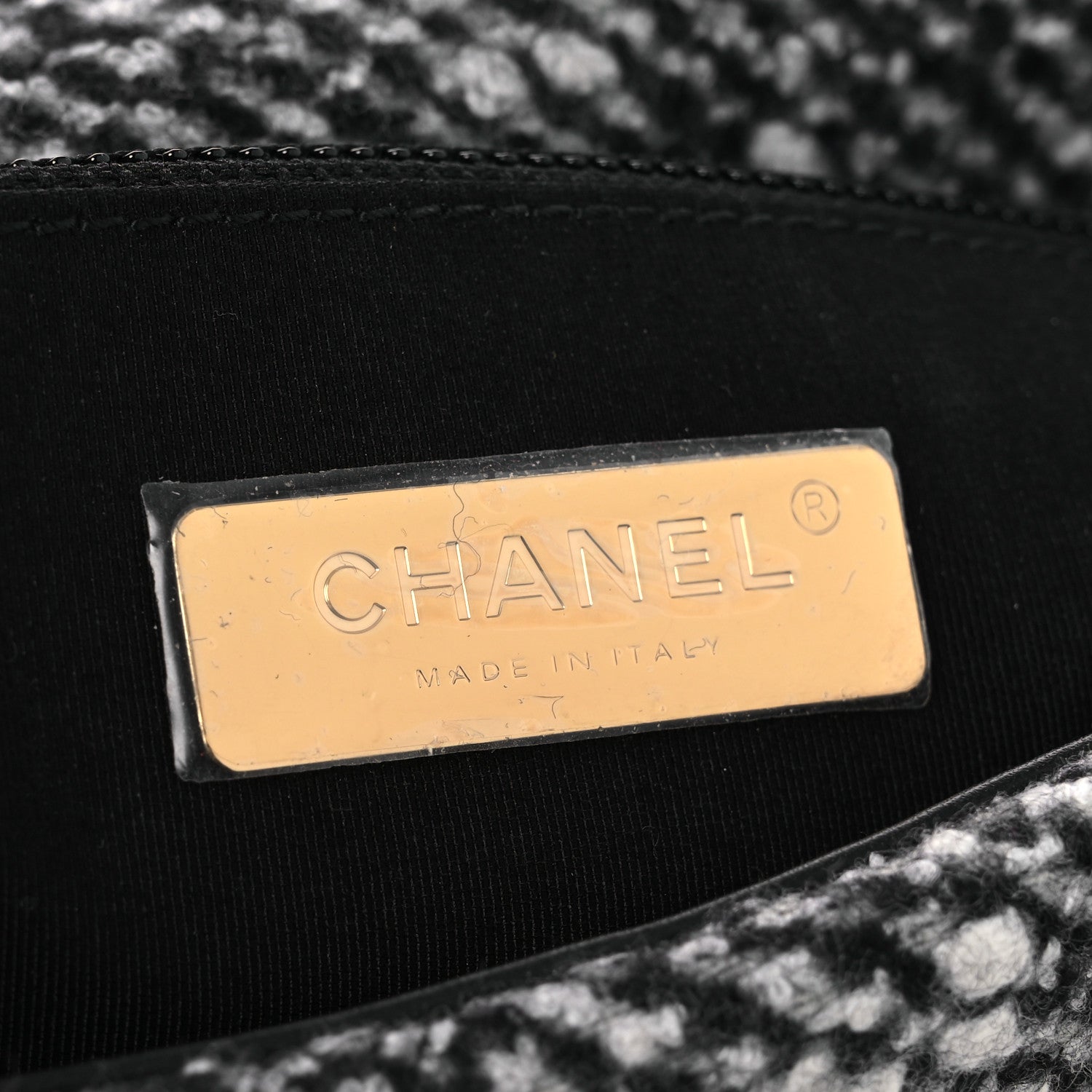Tweed Quilted Medium Chanel 19 Flap Black White