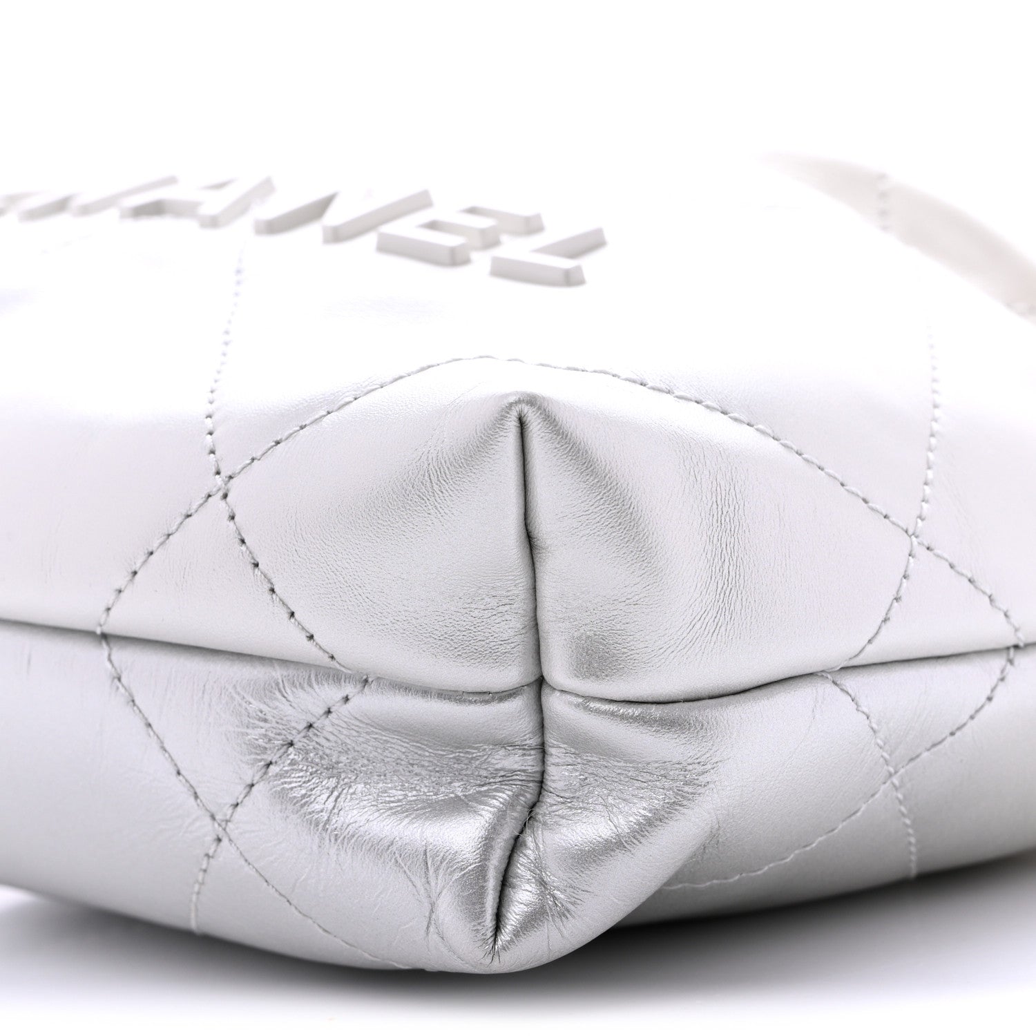 Metallic Shaded Calfskin Quilted Mini Chanel 22 White Silver