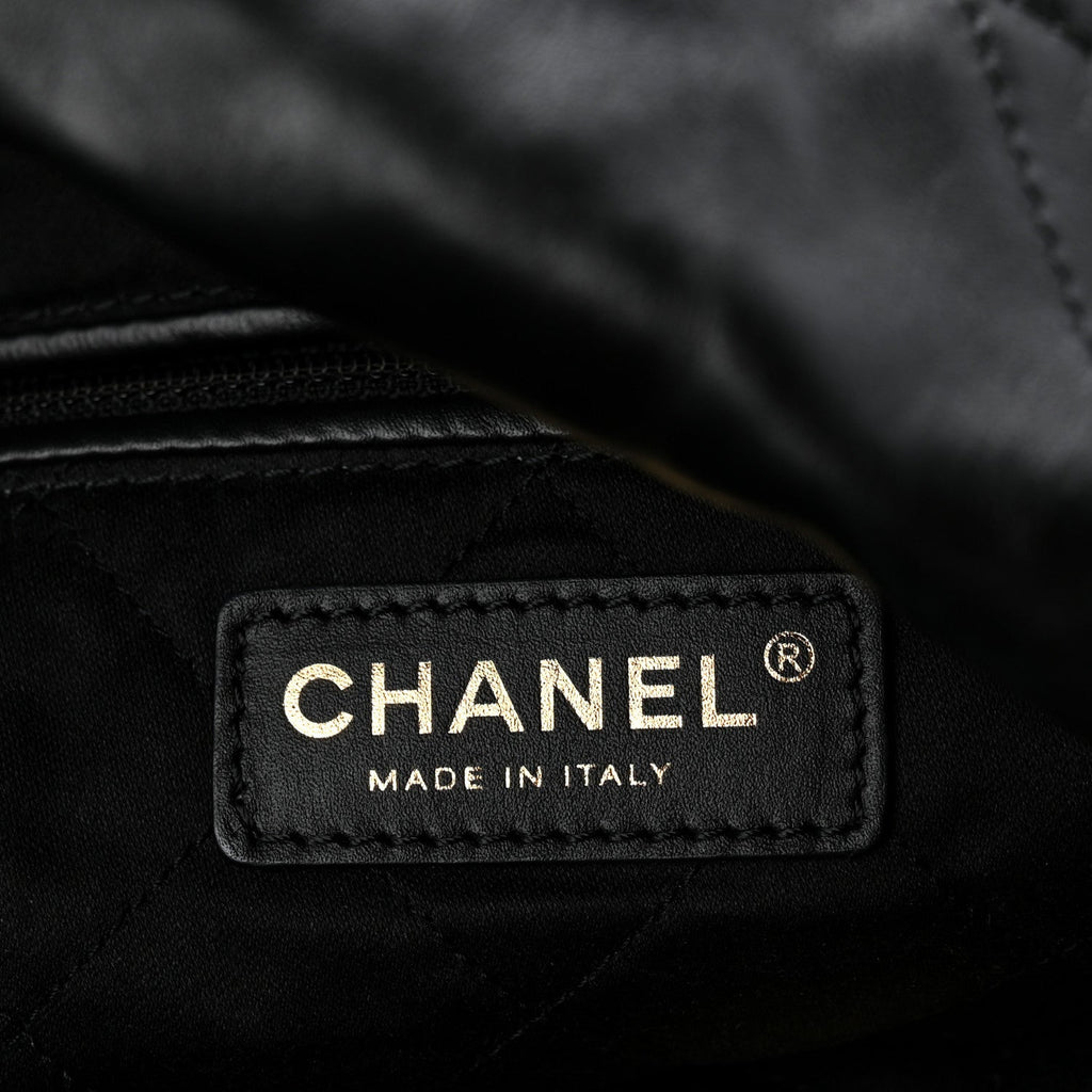 Calfskin Quilted Chanel 22 Black