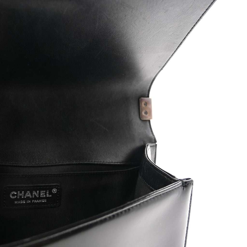 Glazed Calfskin Medium Boy Flap Black