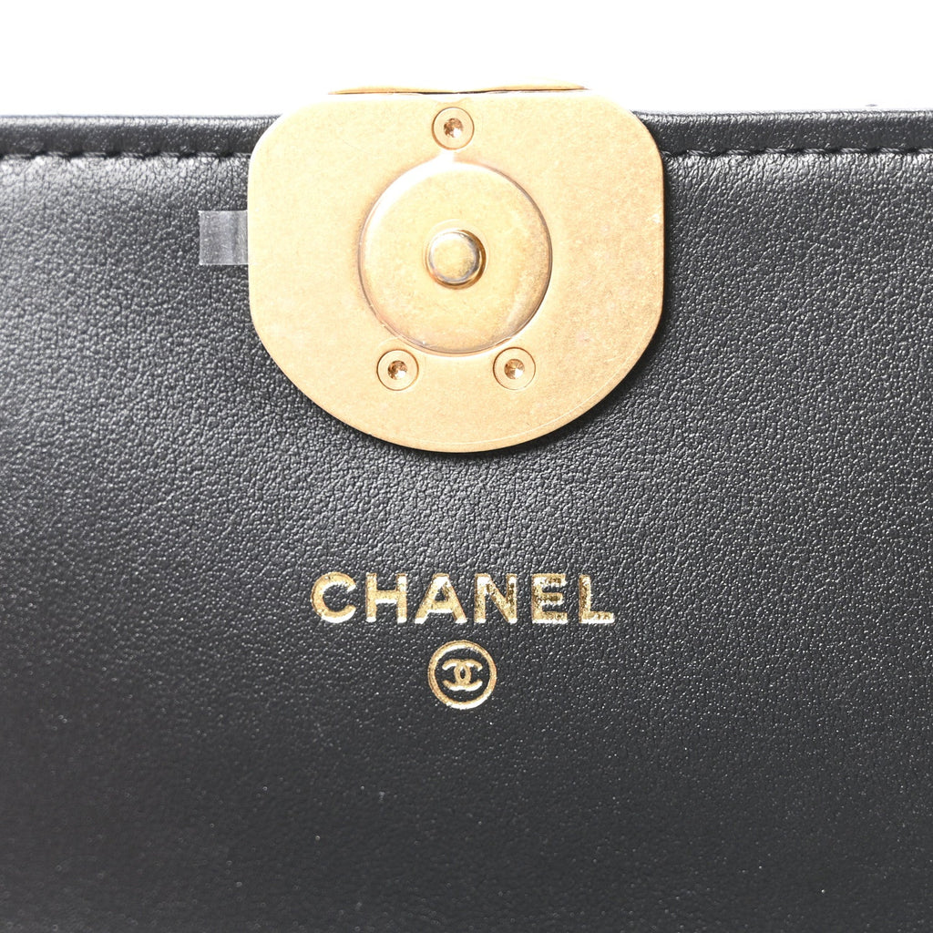 Lambskin Quilted Chanel 19 Chain Flap Wallet Black