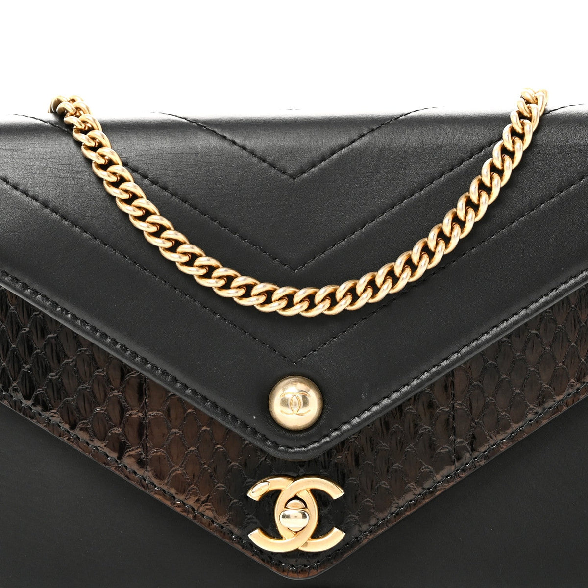 Calfskin Elaphe Double Chevron Mini Wallet On Chain WOC Black Black