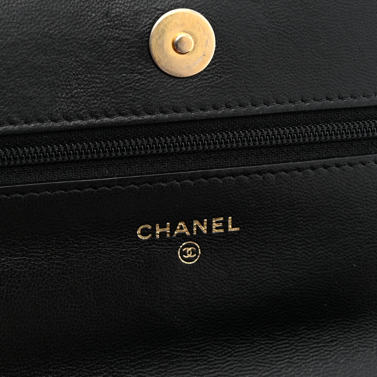 Lambskin Quilted Chanel 19 Wallet On Chain WOC Black