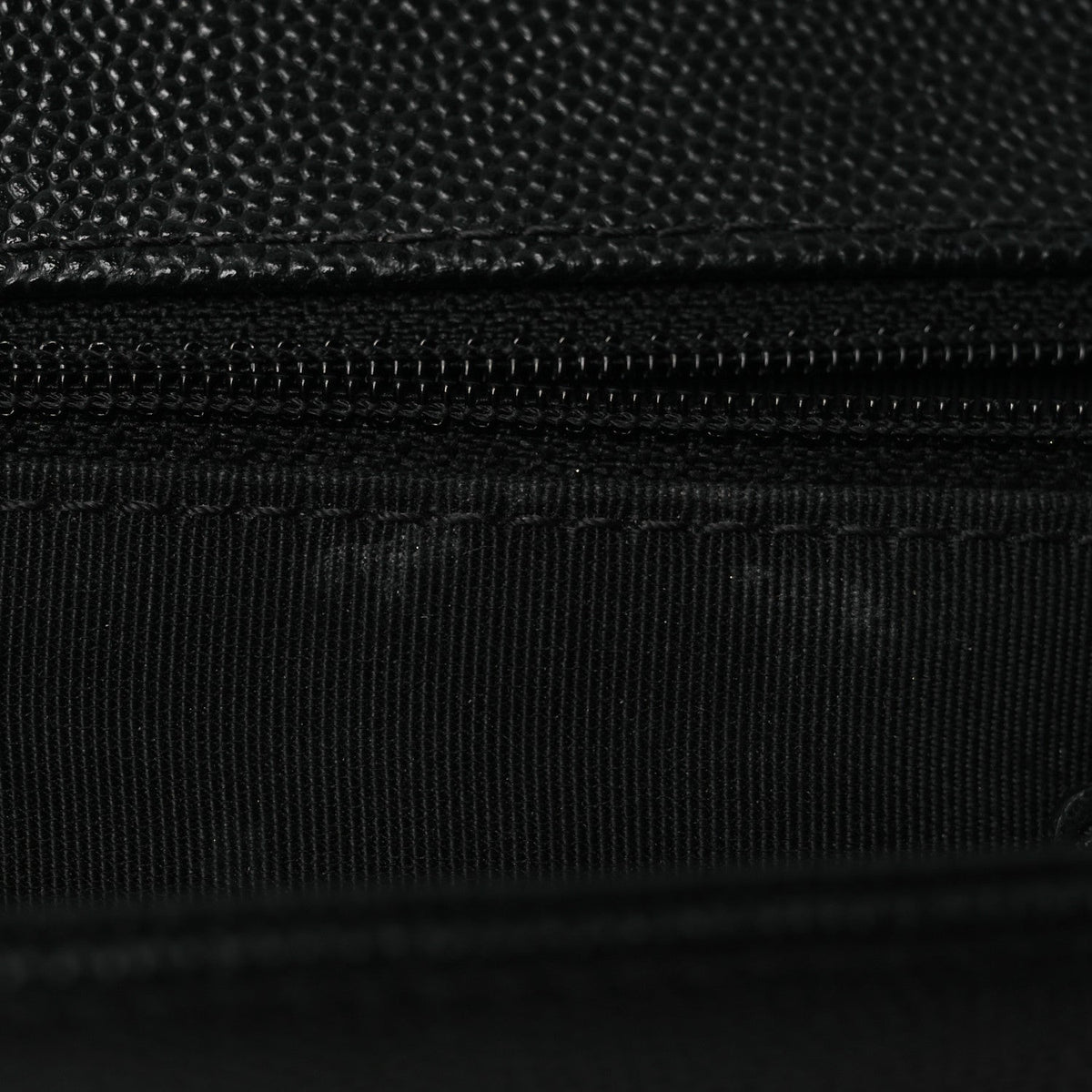 Caviar Quilted New Medium Boy Flap Black
