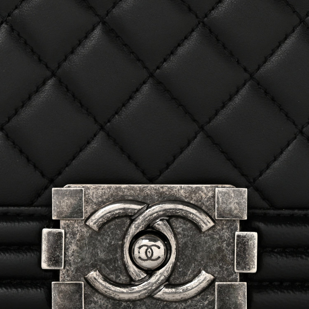 Lambskin Quilted New Medium Boy Flap Black
