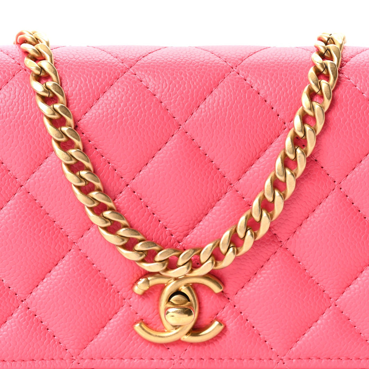 Caviar Quilted Sweetheart Wallet On Chain WOC Fuchsia