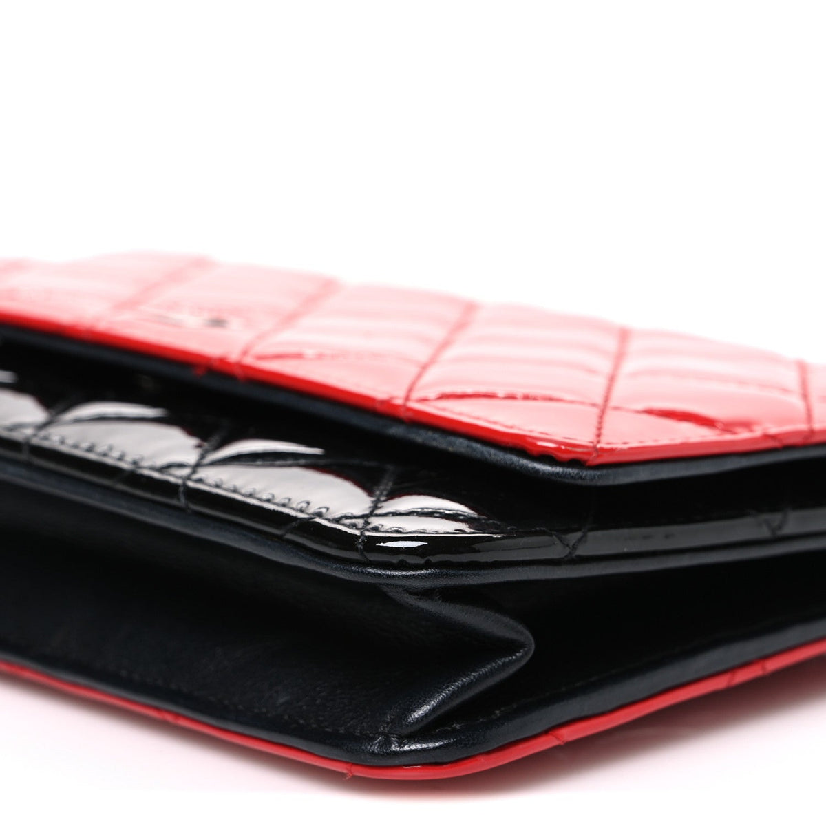 Patent Quilted Bi-Color Wallet On Chain WOC Red Black