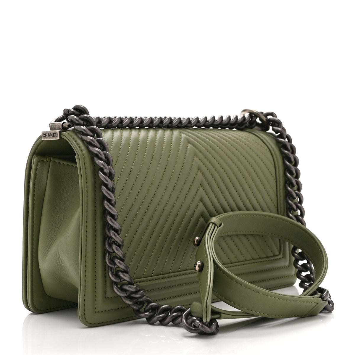 Calfskin Chevron Quilted Medium Boy Flap Green