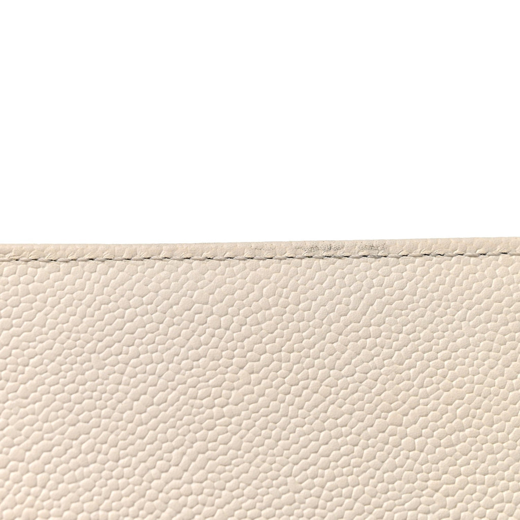 Caviar Quilted Medium Boy Flap White