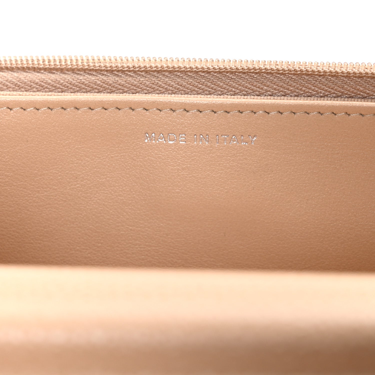 Caviar Quilted Wallet on Chain WOC Beige