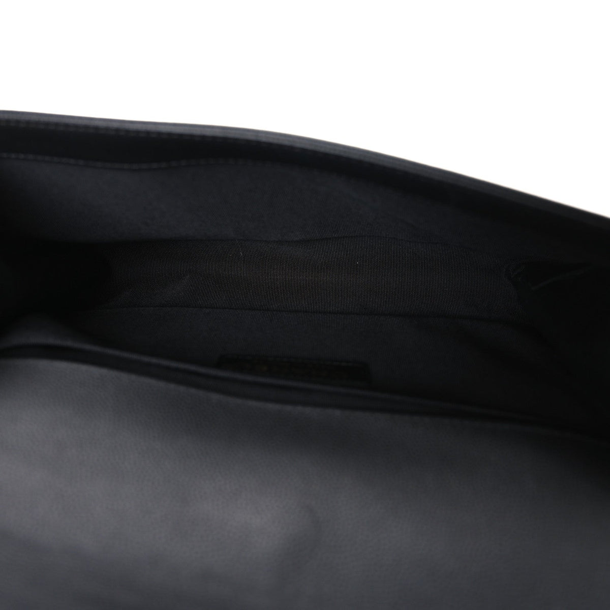 Caviar Quilted Medium Boy Flap Black