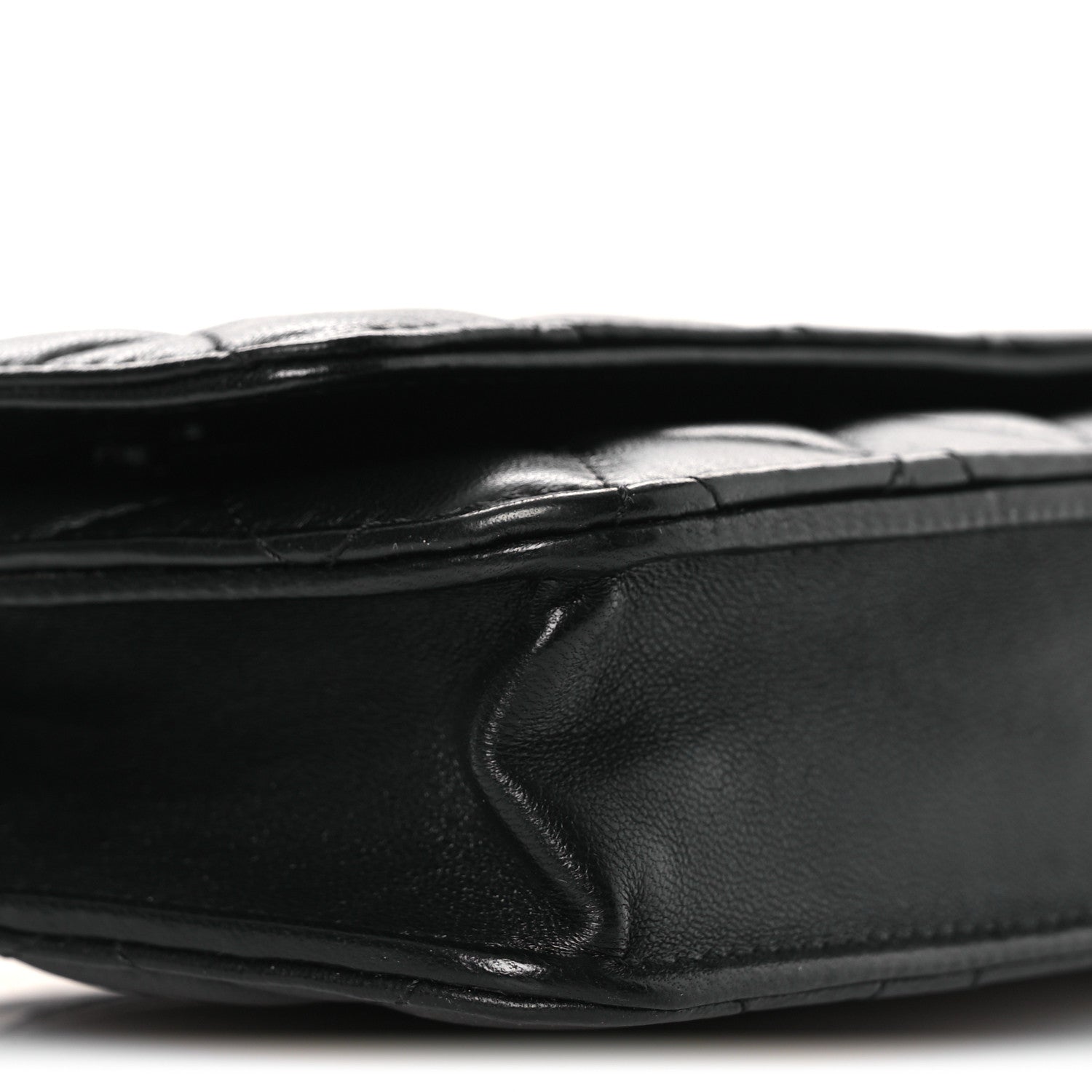 Lambskin Quilted Wallet On Chain WOC Black
