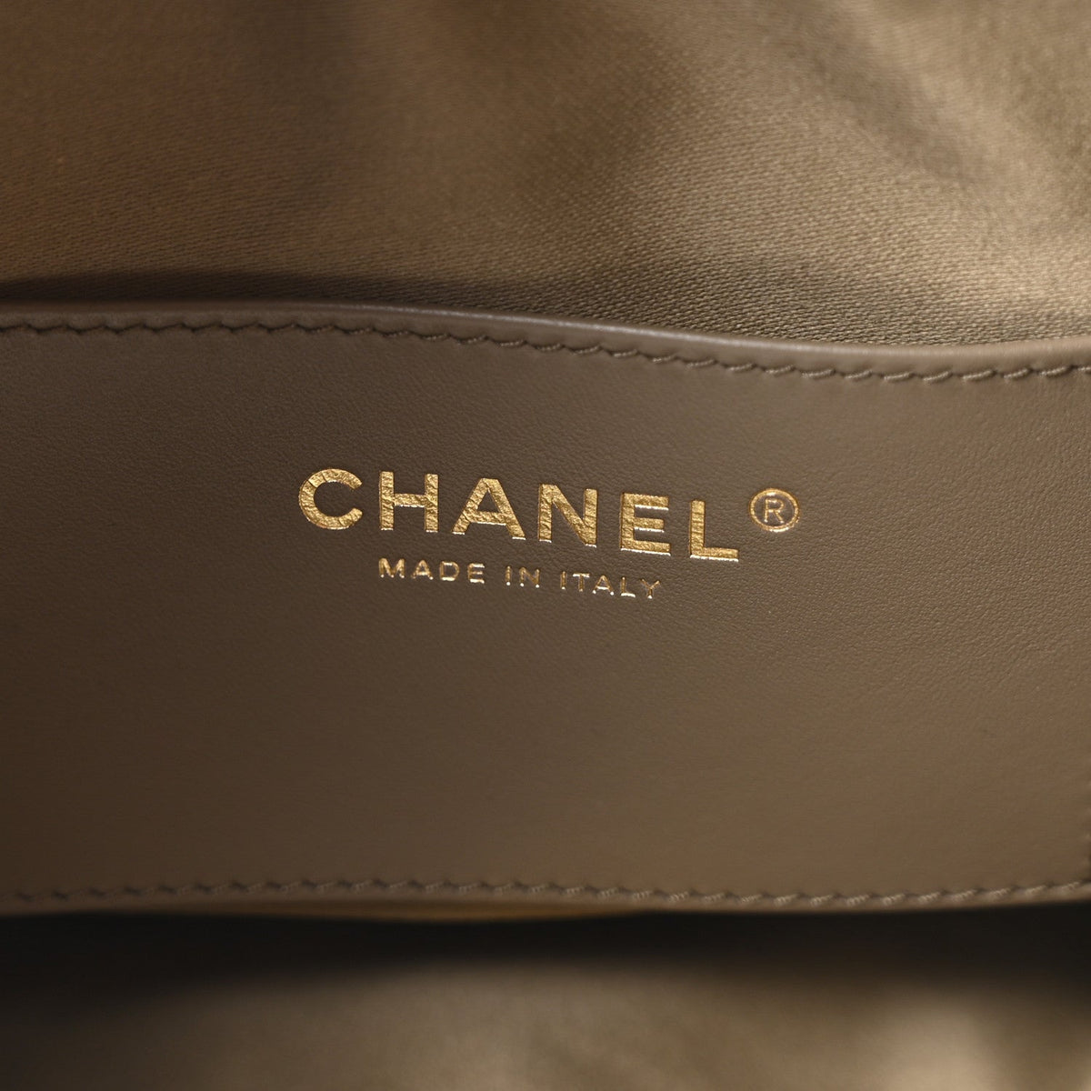 Caviar Quilted Medium Chanel 25 Handbag Dark Khaki