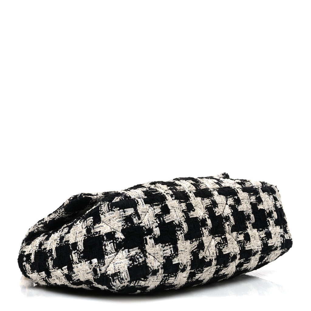 Tweed Quilted Medium Chanel 19 Flap Black Ecru White