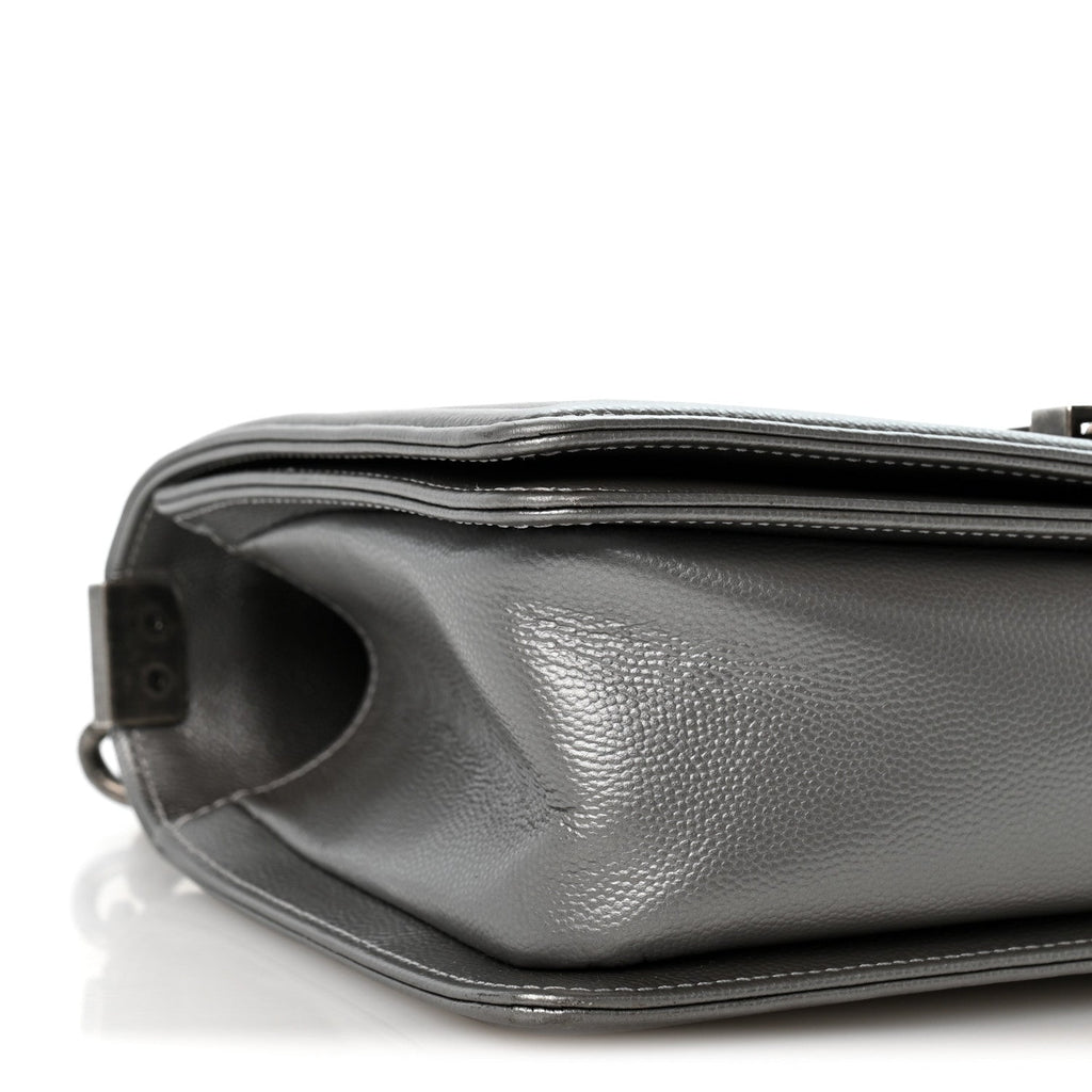 Metallic Caviar Quilted Medium Boy Flap Silver