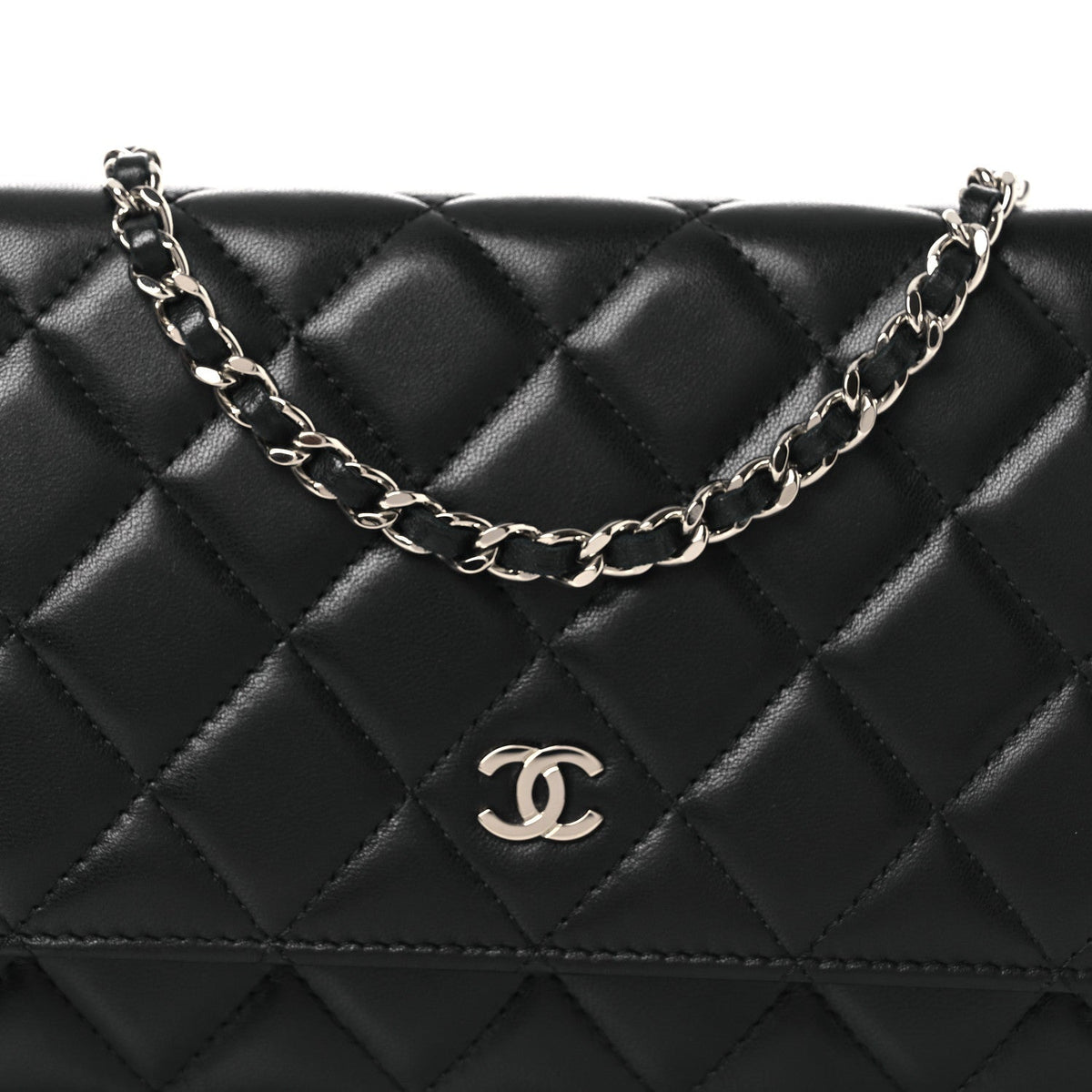Lambskin Quilted Wallet On Chain WOC Black