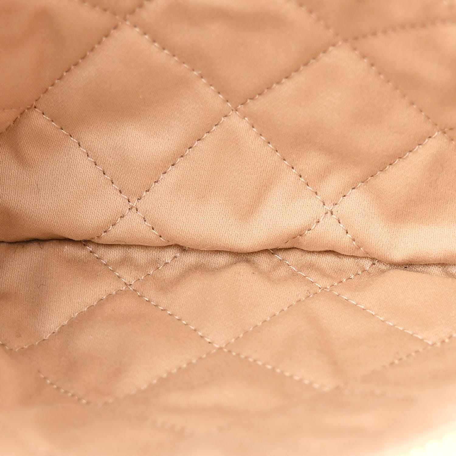Shiny Calfskin Quilted Large Chanel 22 White Black