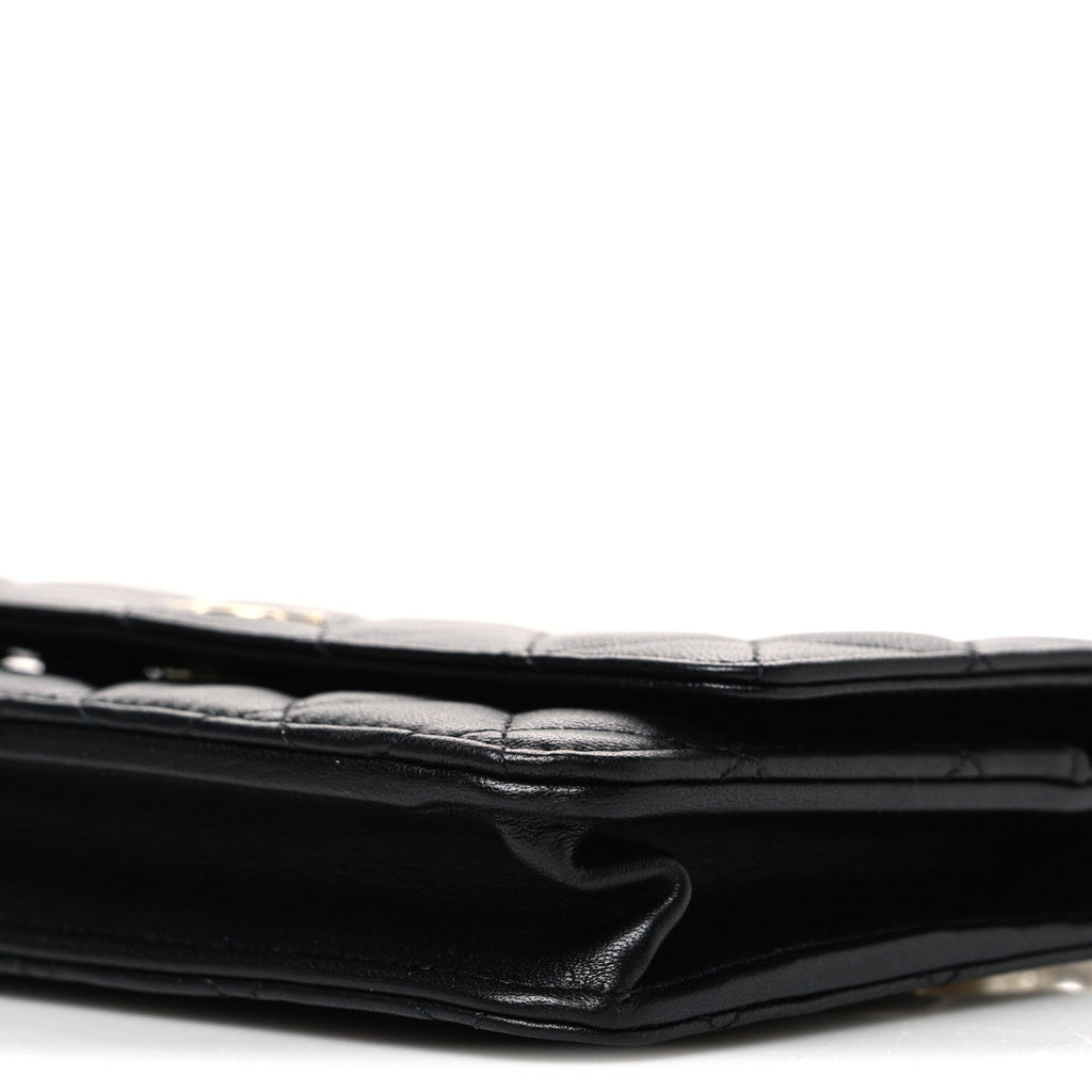 Lambskin Quilted Pearl Wallet On Chain WOC Black