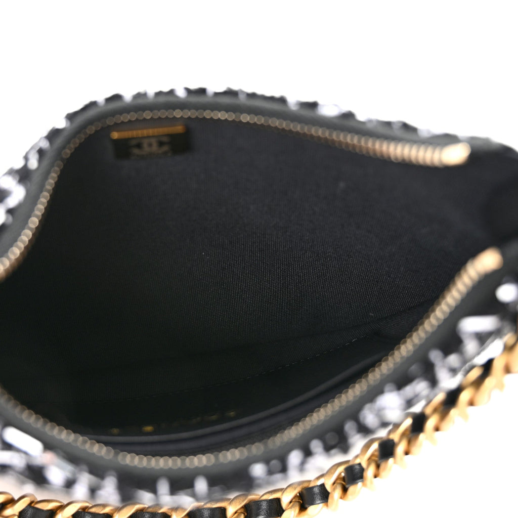 Tweed Sequin Quilted Trendy Chain Around Hobo Black White