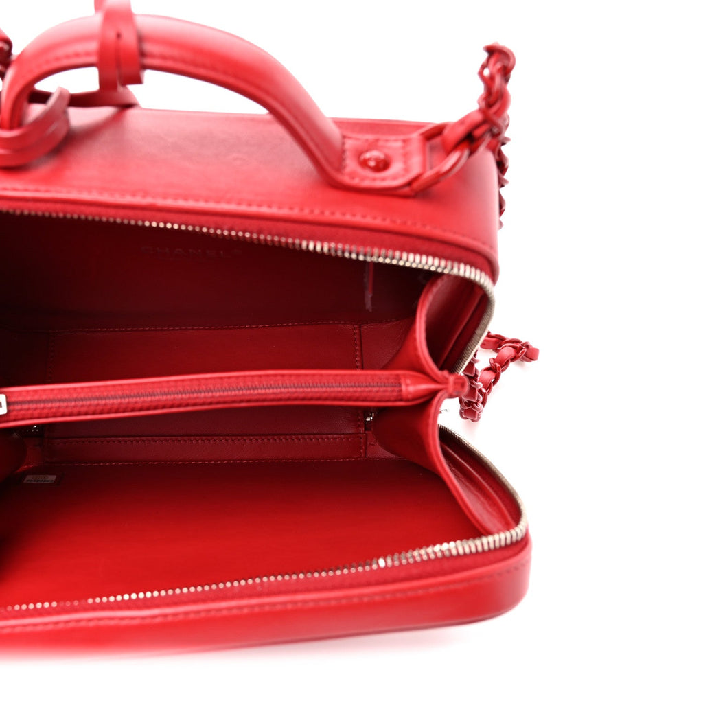 Lambskin Quilted Medium CC Filigree Vanity Case Dark Red