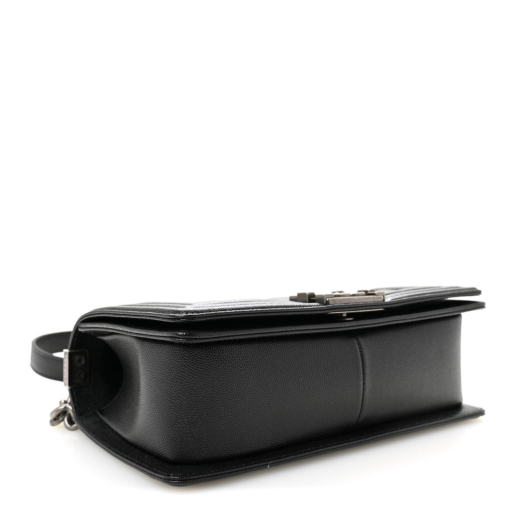 Caviar Quilted Medium Boy Flap Black